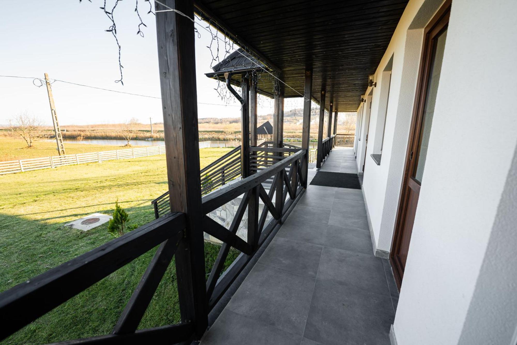 Casa Andra Hotel Siret Exterior foto
